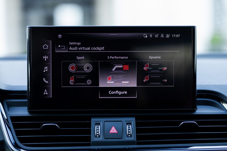 
								AUDI SQ5 / 340 PS full									