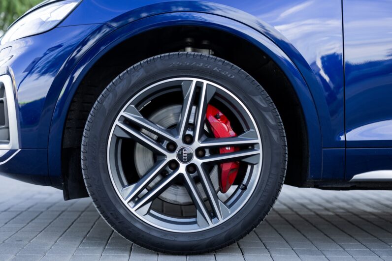 
								AUDI SQ5 / 340 PS full									
