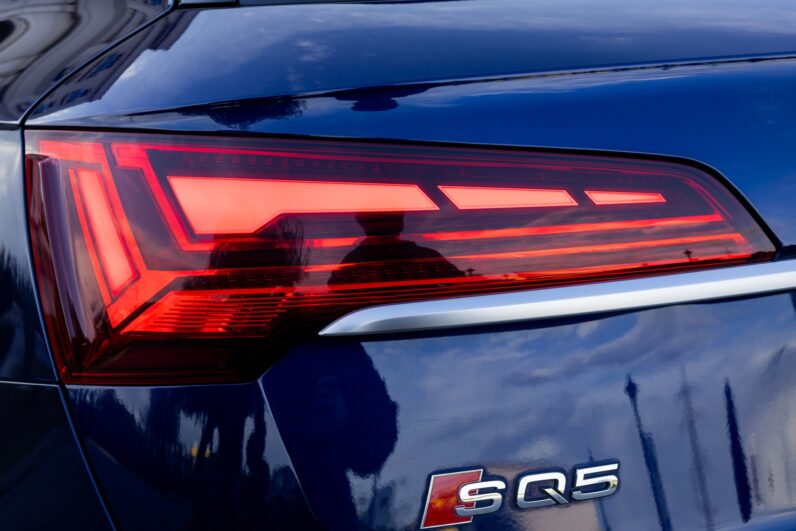 
								AUDI SQ5 / 340 PS full									