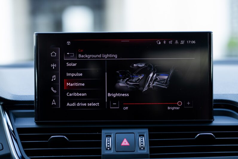 
								AUDI SQ5 / 340 PS full									