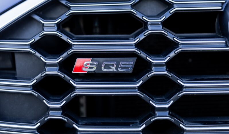 
								AUDI SQ5 / 340 PS full									